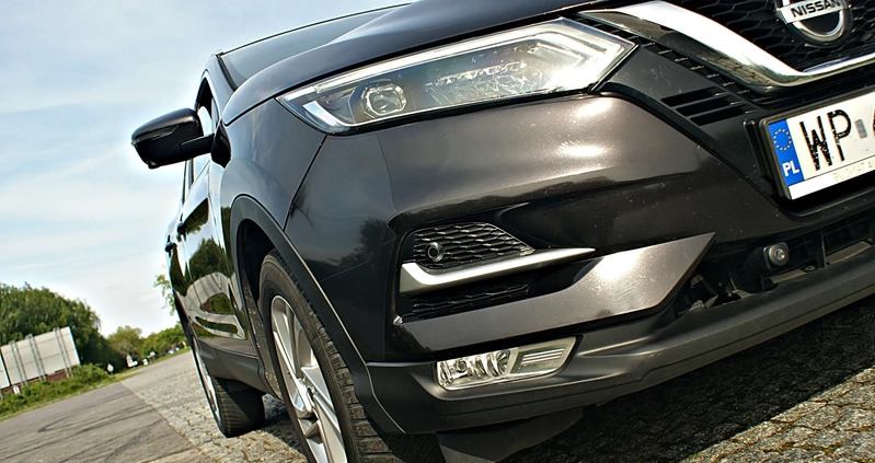 Nissan Qashqai cena 69900 przebieg: 135500, rok produkcji 2018 z Sierpc małe 781